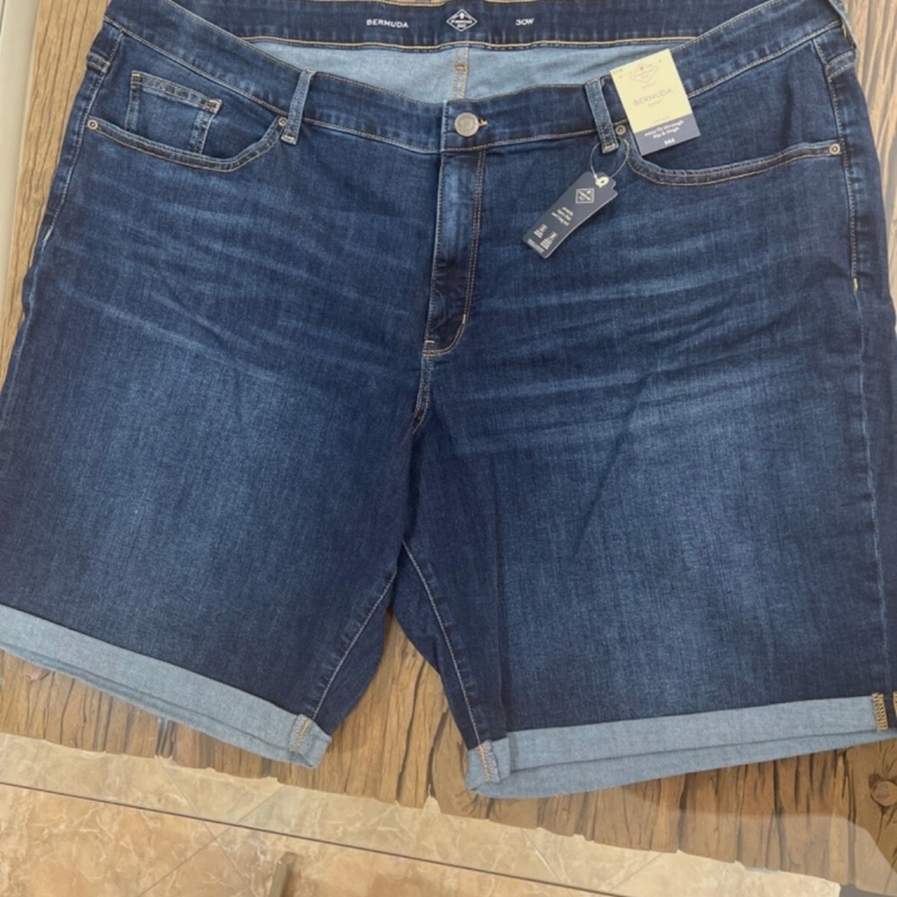 St. John's Bay Women’s Bermuda Dark Blue Jean Shorts plus size